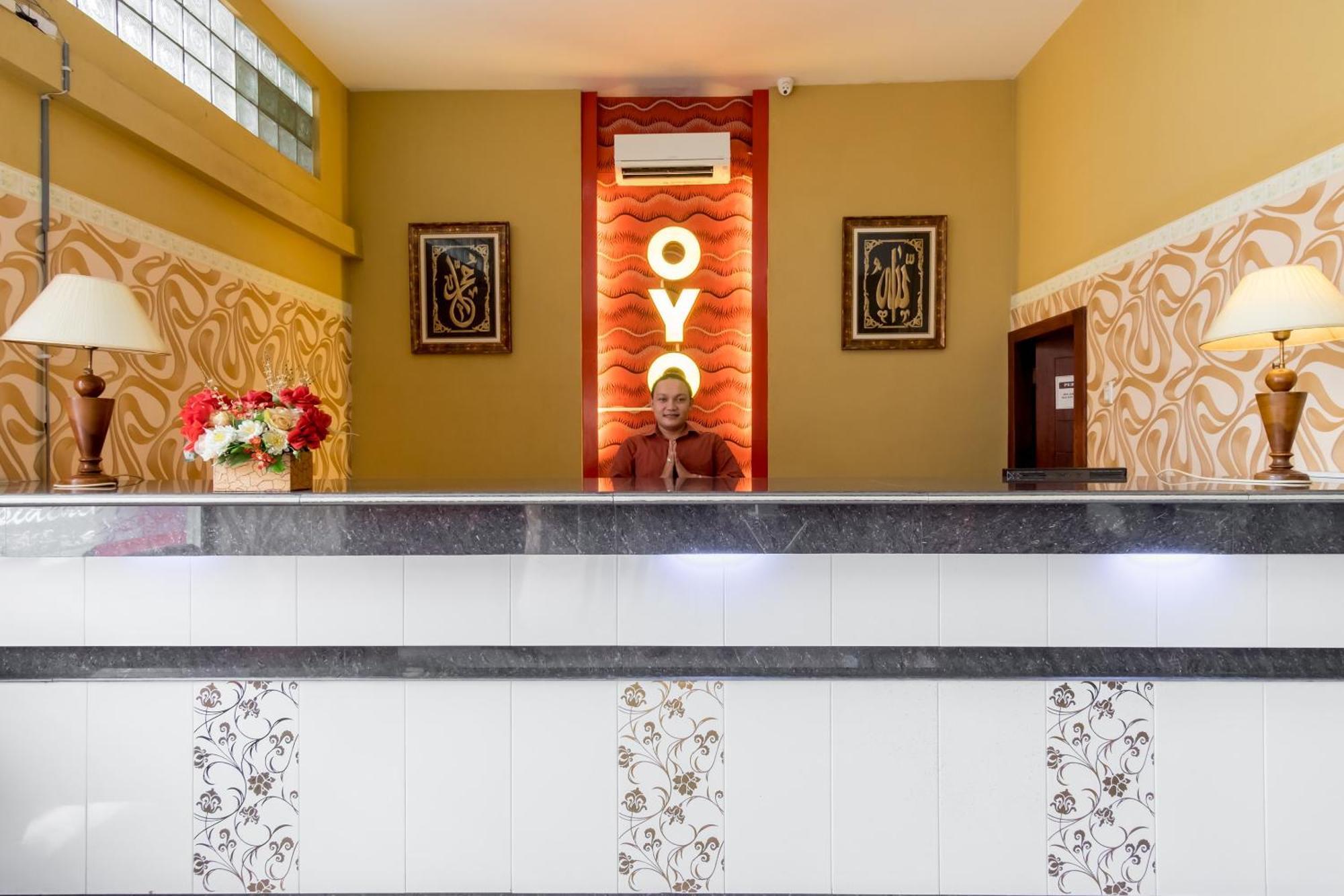 Capital O 615 Residence Puri Hotel Syariah Medan Dış mekan fotoğraf