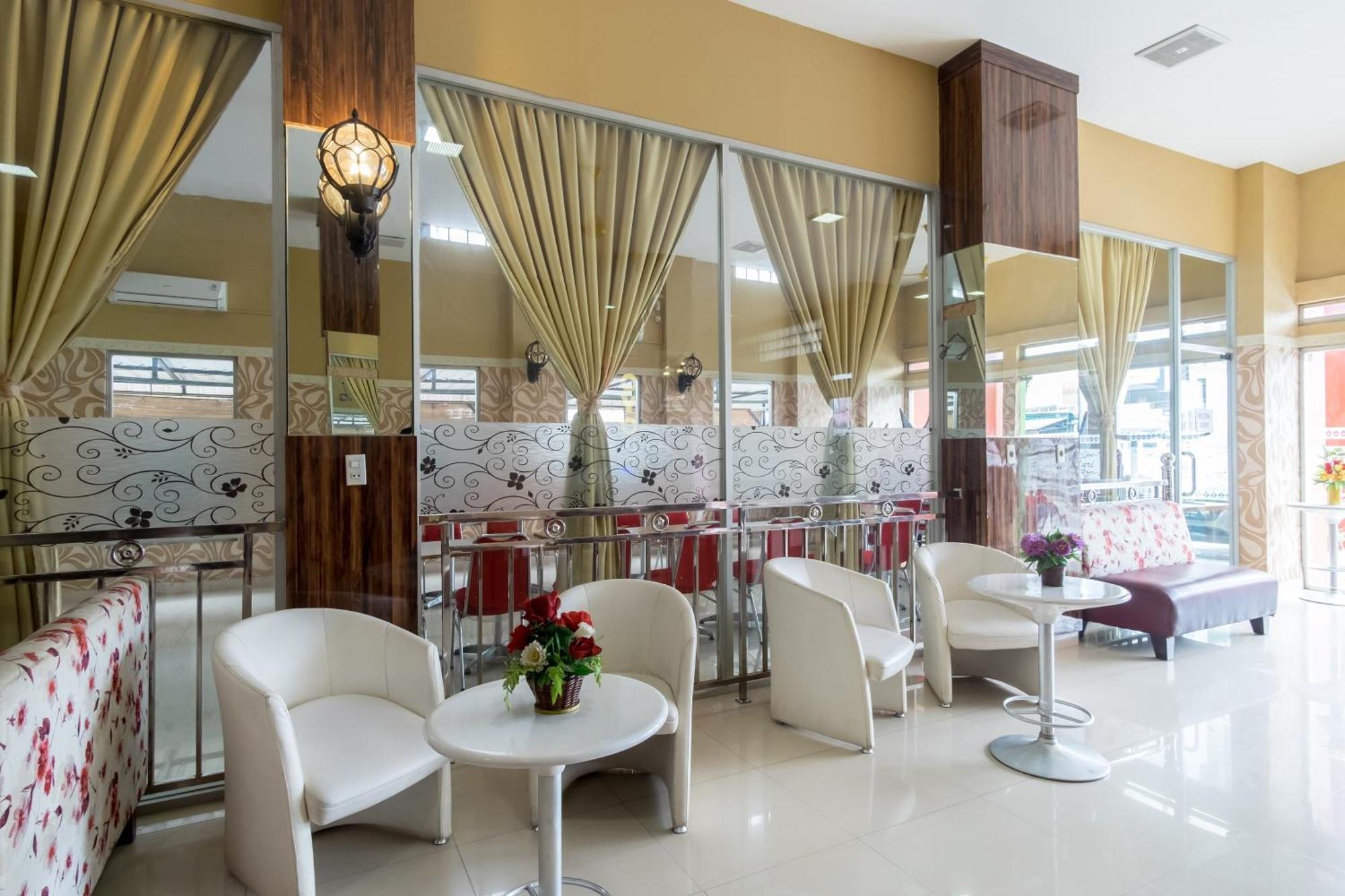 Capital O 615 Residence Puri Hotel Syariah Medan Dış mekan fotoğraf